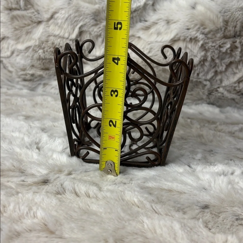 Vintage Southern Living at Home Rosedale Planters/Containers. Brown Metal